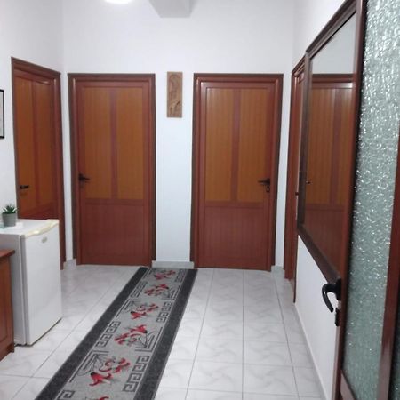 White Villa Berat Exterior foto